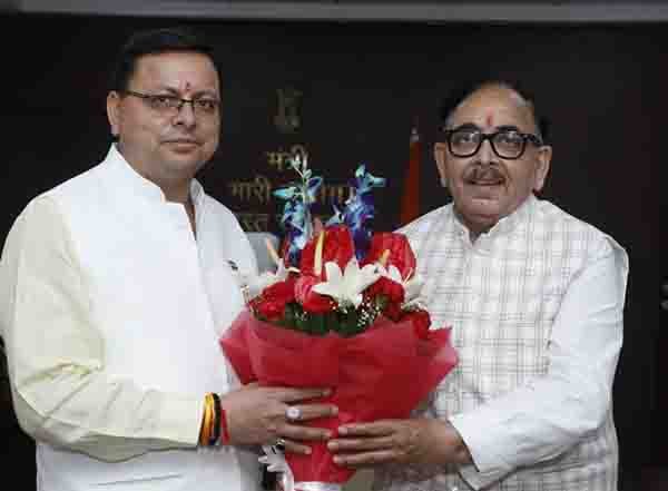 मुख्यमंत्री पुष्कर सिंह धामी ने केंद्रीय मंत्री, भारी उद्योग मंत्रालय महेन्द्र नाथ पाण्डेय से शिष्टाचार भेंट की