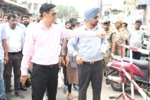 हल्द्वानी में 230 करोड़ की सड़क व ड्रेनेज परियोजनाओं का कुमाऊं आयुक्त ने किया निरीक्षण, देरी पर जताई नाराजगी